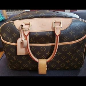 Authentic Pre Owned Louis Vuitton Deauville